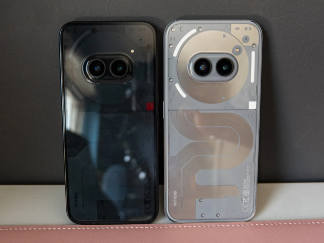 Nothing Phone (2a) on the left, Nothing Phone (2a) Plus on the right.